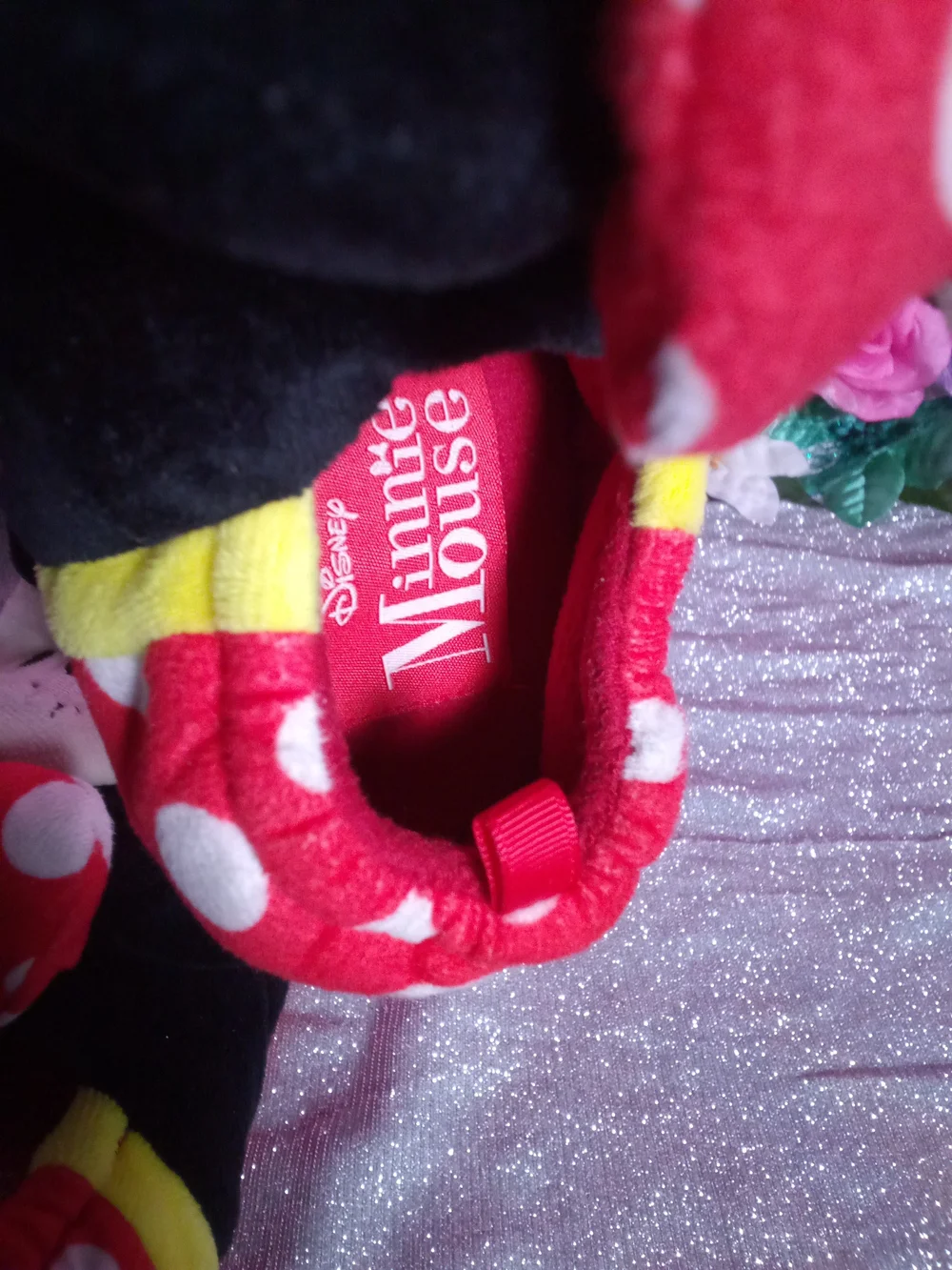 Disney Minnie Mouse Red White Black Plush Slippers